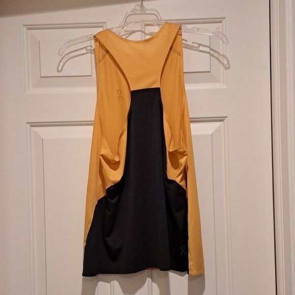 On Cloud Run on Clouds Running Active Tank Top Size Medium Black/ Yellow - Picture 2 of 12